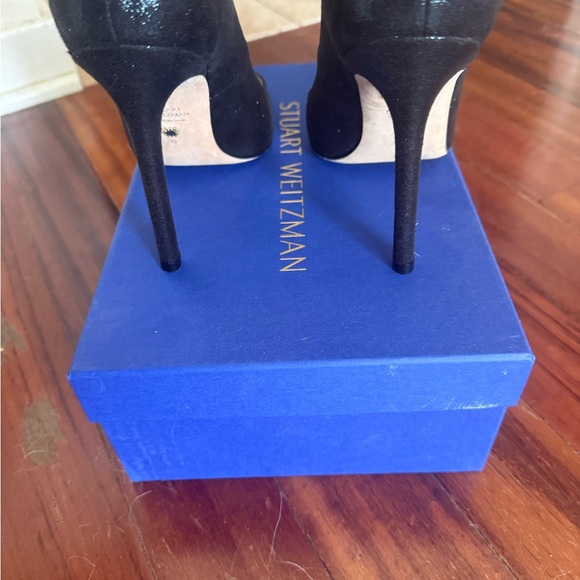 Stuart Weitzman Black Pointed Toe Heels - Picture 4 of 6